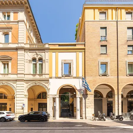 Luxury Penthouse - View & Terrace Apartman